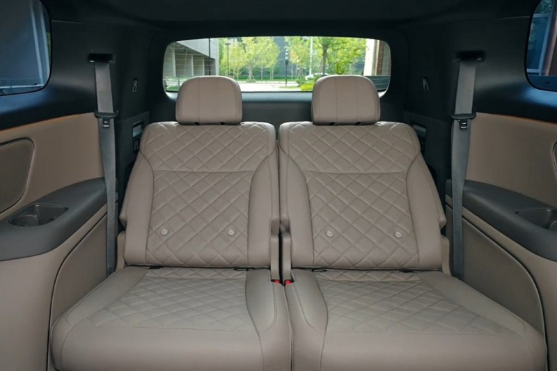 Большой кроссовер Li i9 показался на новых кадрах перед скорой премьерой