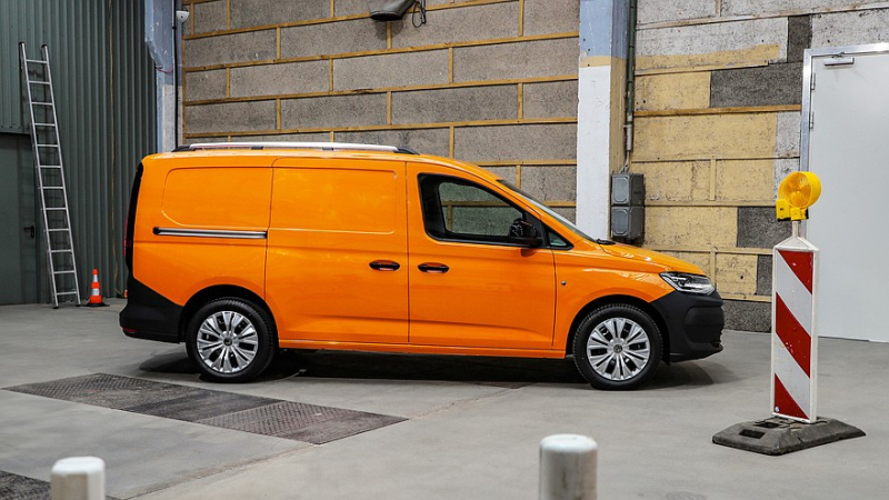 Volkswagen запустил серийное производство обновлённых Caddy, Multivan и California